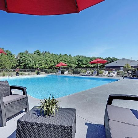 Blue Creek Inn Waretown Εξωτερικό φωτογραφία