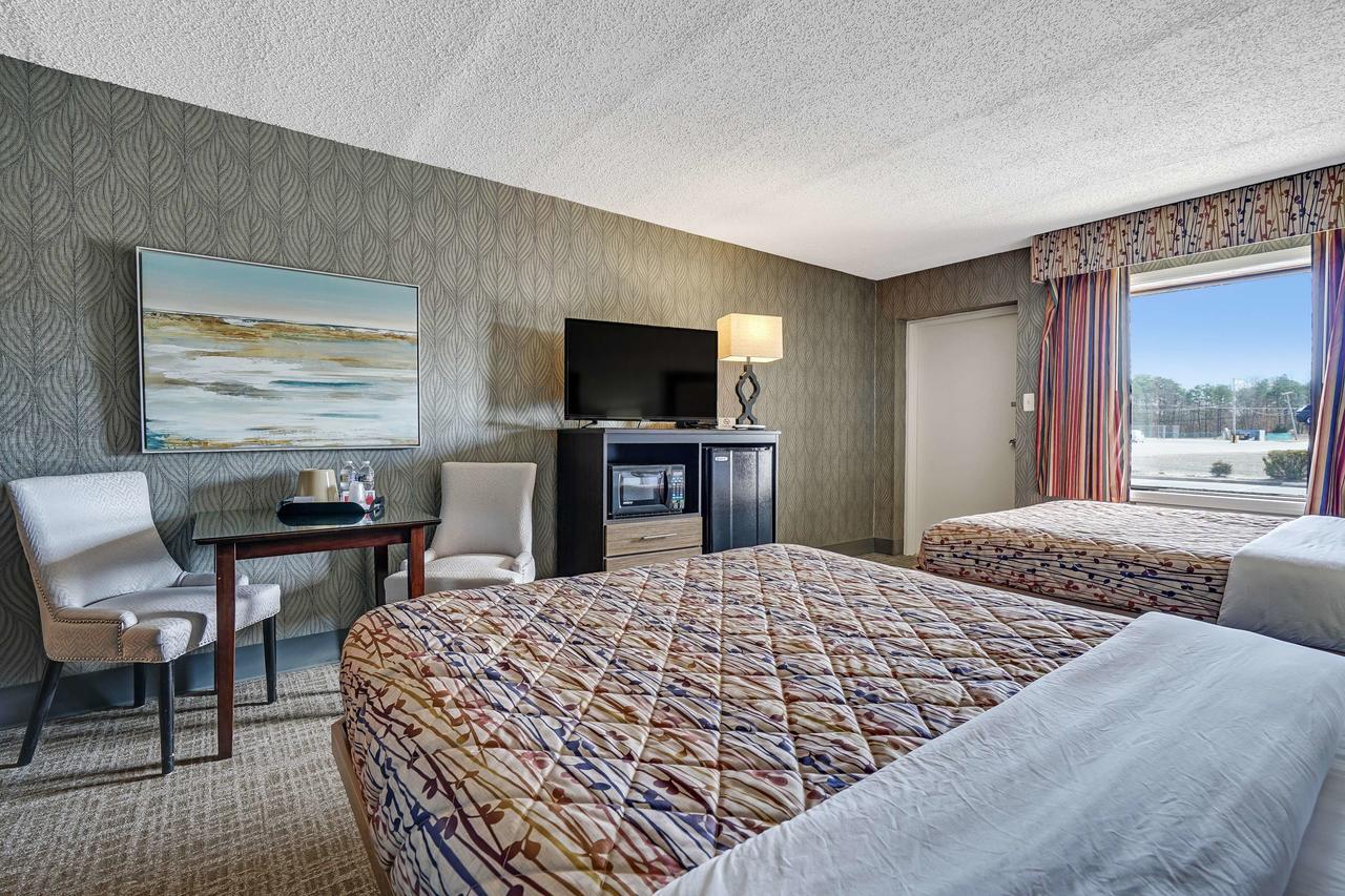Blue Creek Inn Waretown Εξωτερικό φωτογραφία