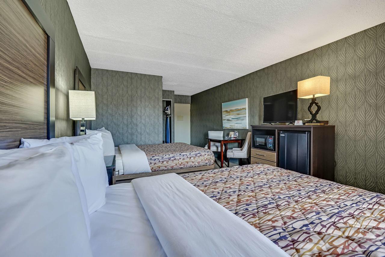 Blue Creek Inn Waretown Εξωτερικό φωτογραφία